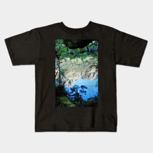 NO! It's Not Up-side-down! Mirror Lakes #3, New Zealand Kids T-Shirt